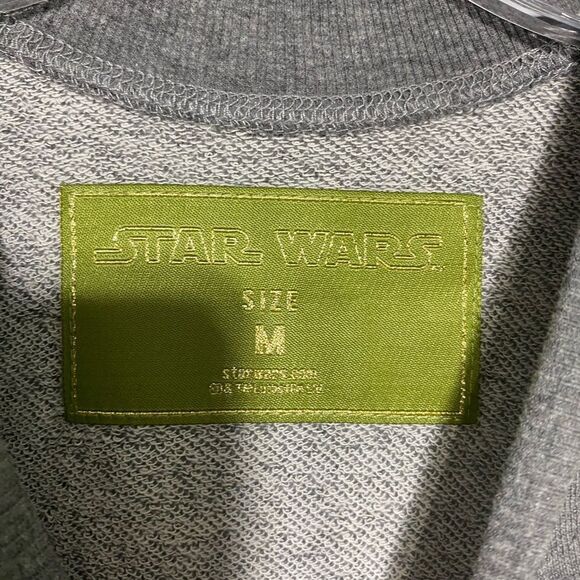 Star Wars Gray Sweater - Picture 8 of 9